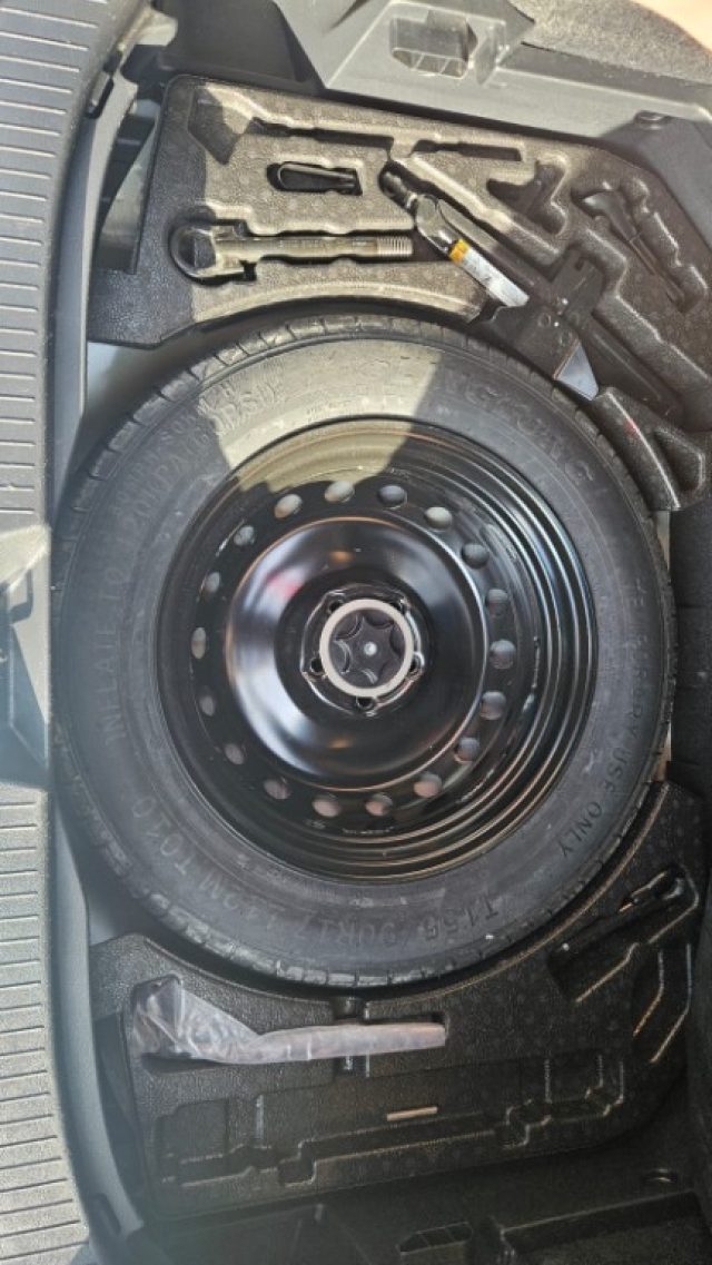 NISSAN Qashqai usata, con Controllo elettronico della corsia