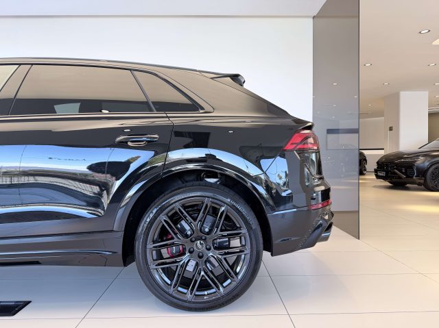 AUDI RS Q8 usata, con Interni in pelle