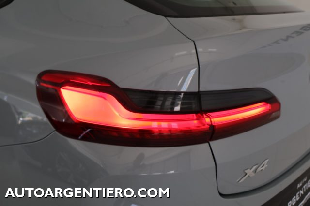 BMW X4 usata, con Fari direzionali