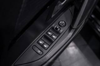 PEUGEOT 208 usata, con Controllo trazione