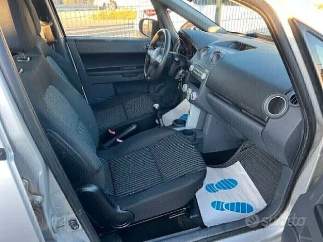 MITSUBISHI Colt usata, con Airbag