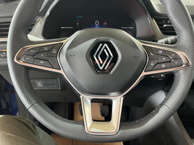 RENAULT Captur usata, con Touch screen