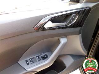 VOLKSWAGEN T-Cross usata, con Fari Xenon