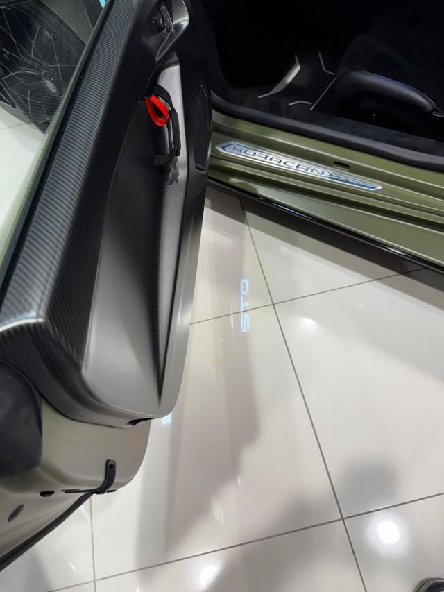 LAMBORGHINI Huracan usata 10