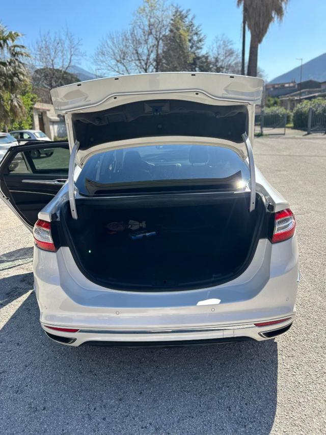 FORD Mondeo usata, con Specchietti laterali elettrici