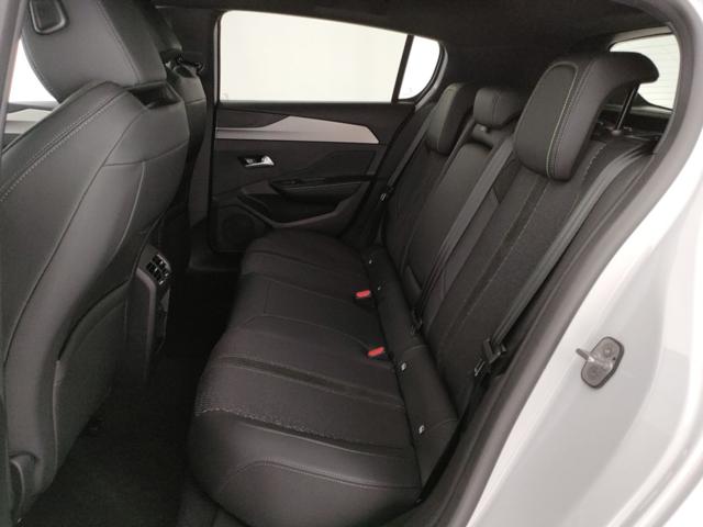 PEUGEOT 308 usata, con USB