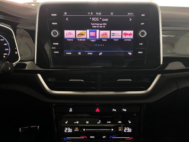 VOLKSWAGEN T-Roc usata, con Sedili sportivi