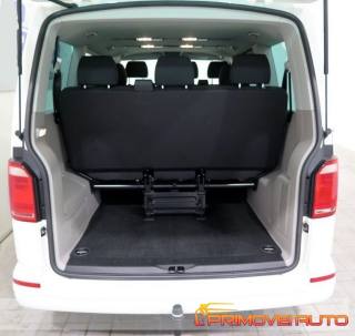 VOLKSWAGEN Caravelle usata, con Bluetooth