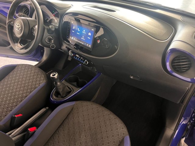 TOYOTA Aygo X usata, con Controllo automatico clima