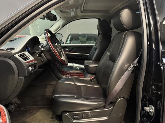 CADILLAC Escalade usata, con Autoradio