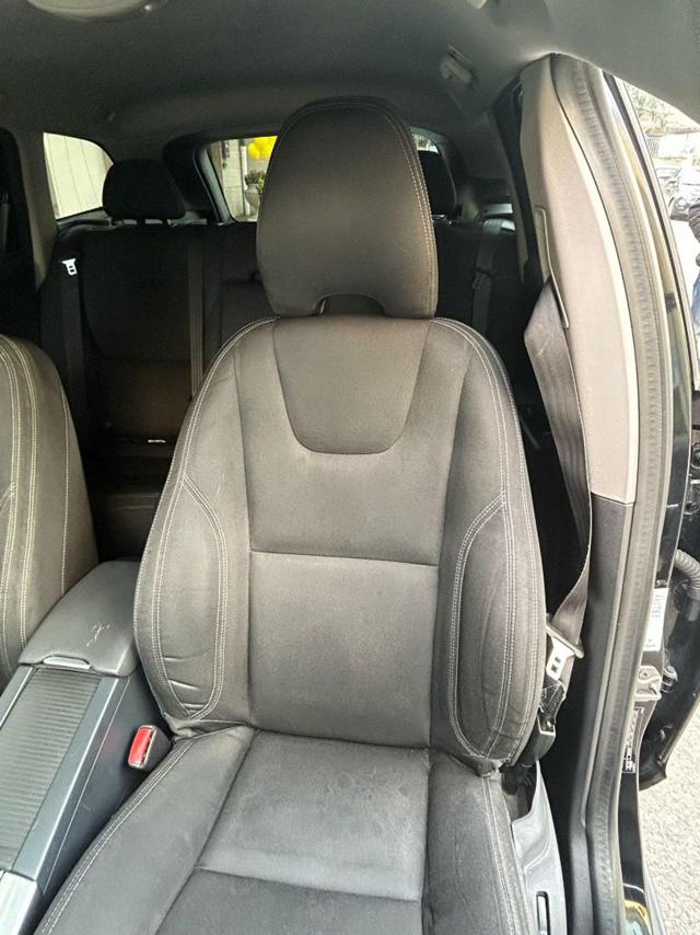 VOLVO XC60 usata, con Vetri oscurati