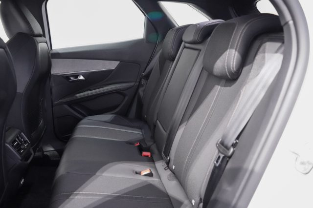 PEUGEOT 3008 usata 27