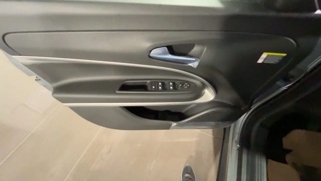 JEEP Avenger usata, con Servosterzo