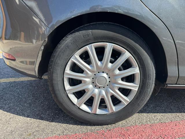 FORD B-Max usata, con Leve al volante