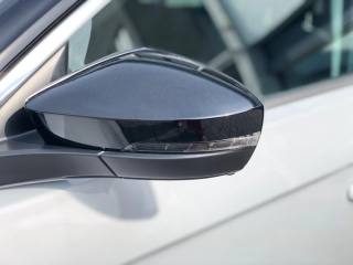 VOLKSWAGEN T-Roc usata, con Climatizzatore