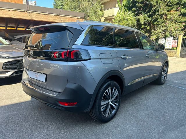 PEUGEOT 5008 usata, con Airbag Passeggero