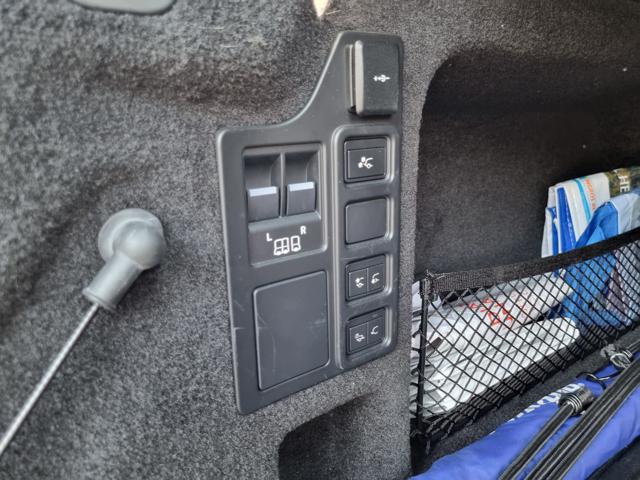 LAND ROVER Discovery usata, con Regolazione elettrica sedili