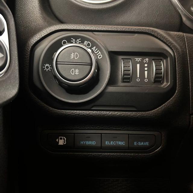 JEEP Wrangler usata, con Sedile posteriore sdoppiato