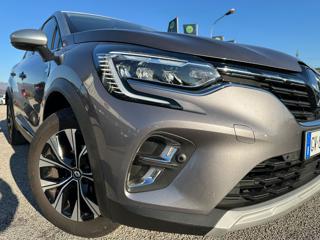 RENAULT Captur usata, con Alzacristalli elettrici