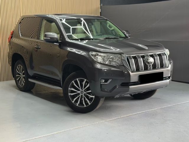 TOYOTA Land Cruiser usata, con Airbag laterali