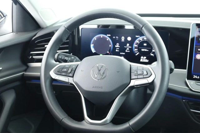 VOLKSWAGEN Passat Variant usata, con Boardcomputer
