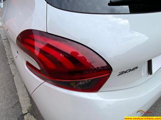 PEUGEOT 208 usata, con Volante multifunzione
