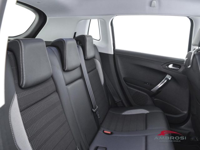 PEUGEOT 2008 usata 10