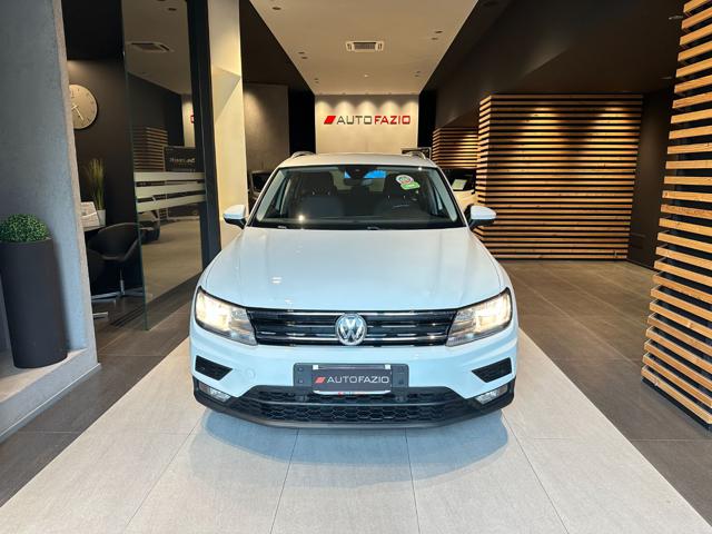 VOLKSWAGEN Tiguan usata, con Specchietti laterali elettrici