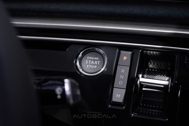 PEUGEOT 3008 usata, con Fari LED