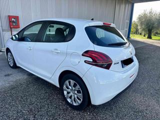 PEUGEOT 208 usata, con Boardcomputer