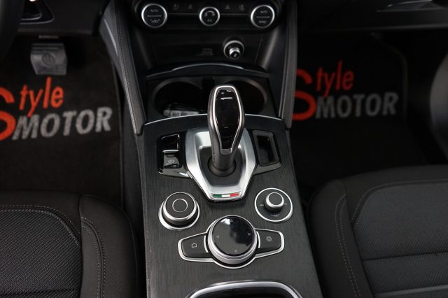 ALFA ROMEO Stelvio usata, con Sistema di navigazione