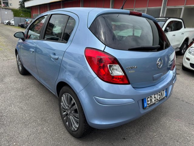 OPEL Corsa usata, con Boardcomputer