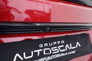 PEUGEOT 2008 usata, con Android Auto