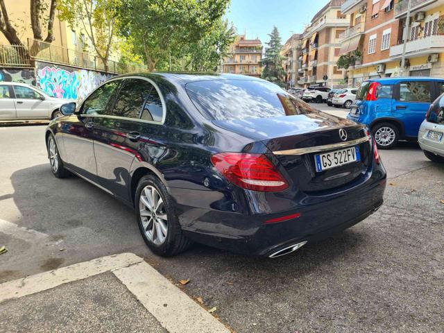 MERCEDES-BENZ E 200 usata, con Airbag Passeggero