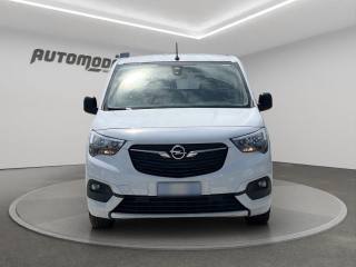 OPEL Combo usata, con Airbag