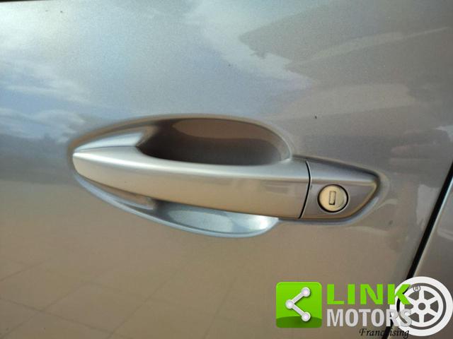 PEUGEOT 3008 usata, con Park Distance Control