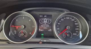 VOLKSWAGEN Golf usata, con ESP