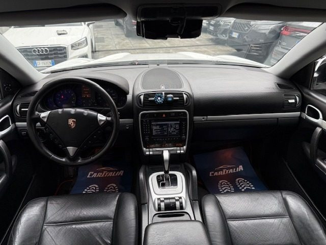 PORSCHE Cayenne usata, con Controllo trazione