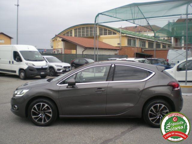 DS AUTOMOBILES DS 4 usata, con Autoradio