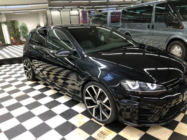 VOLKSWAGEN Golf usata, con Airbag