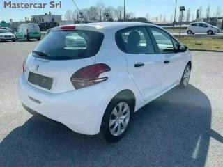 PEUGEOT 208 usata, con Boardcomputer