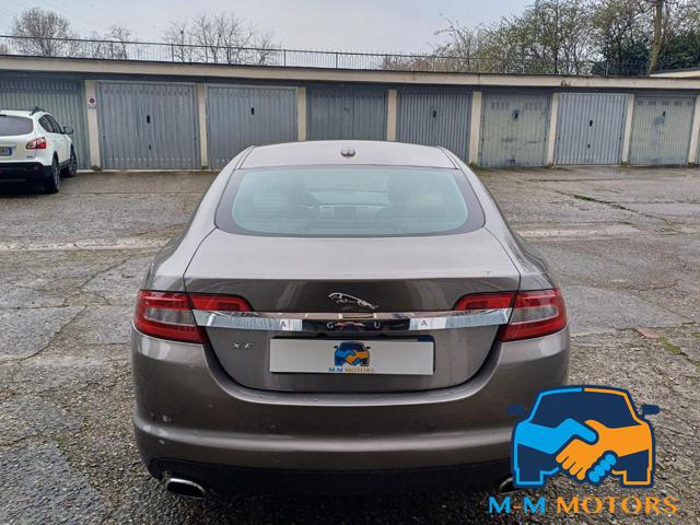JAGUAR XF usata, con Antifurto
