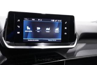 PEUGEOT 2008 usata, con Volante multifunzione
