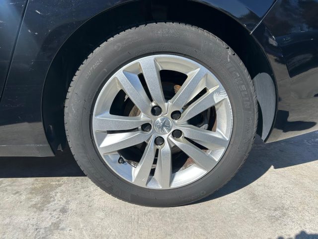PEUGEOT 308 usata, con Servosterzo