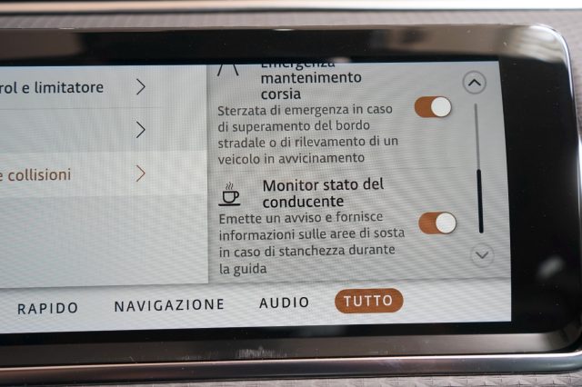 LAND ROVER Range Rover Evoque usata, con Controllo trazione