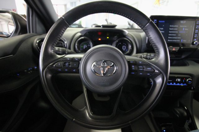 TOYOTA Yaris usata, con Sistema di navigazione