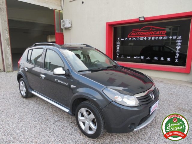 DACIA Sandero usata, con Airbag Passeggero