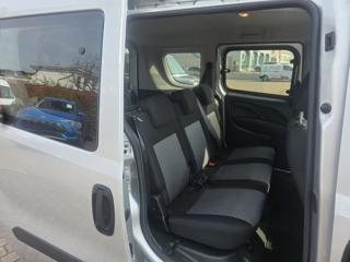 FIAT Doblo usata, con USB