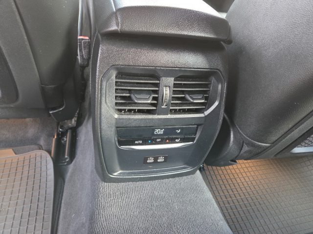 BMW 318 usata, con Controllo vocale
