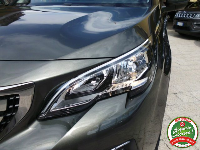 PEUGEOT 3008 usata, con Specchietti laterali elettrici